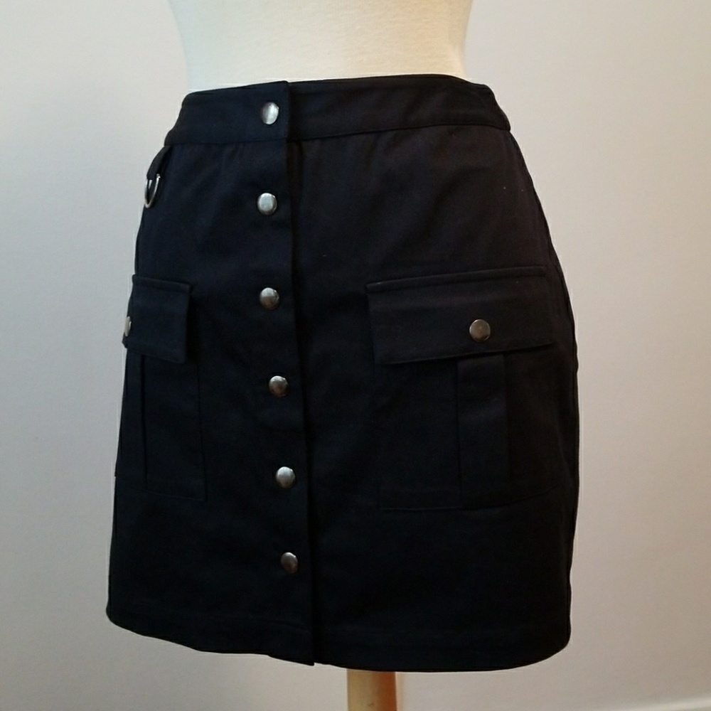 Black skirt